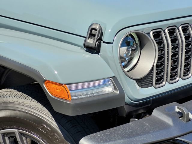 New 2026 Jeep Gladiator Sport image 10