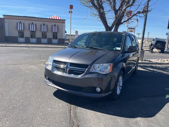 Used 2019 Dodge Grand Caravan SXT image 1