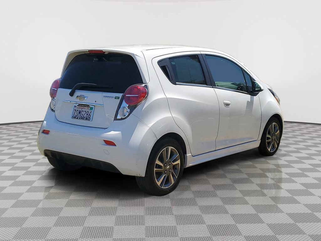 Used 2016 Chevrolet Spark LT FWD image 4
