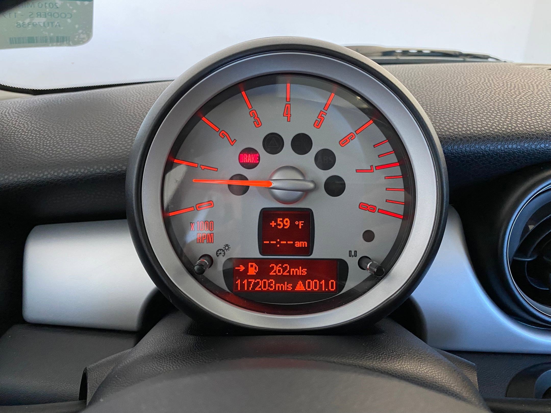 Used 2010 MINI Cooper Hardtop image 23