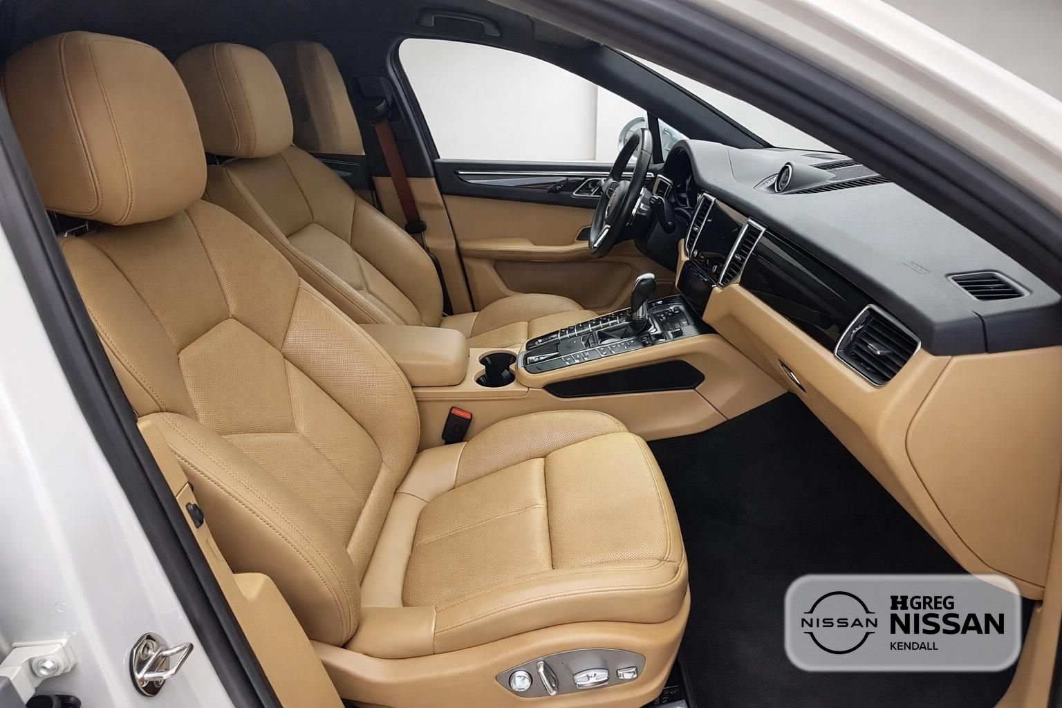Used 2018 Porsche Macan S AWD/4WD image 11
