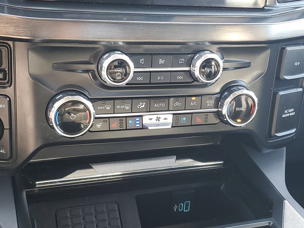 Used 2024 Ford F250 Lariat AWD/4WD image 18