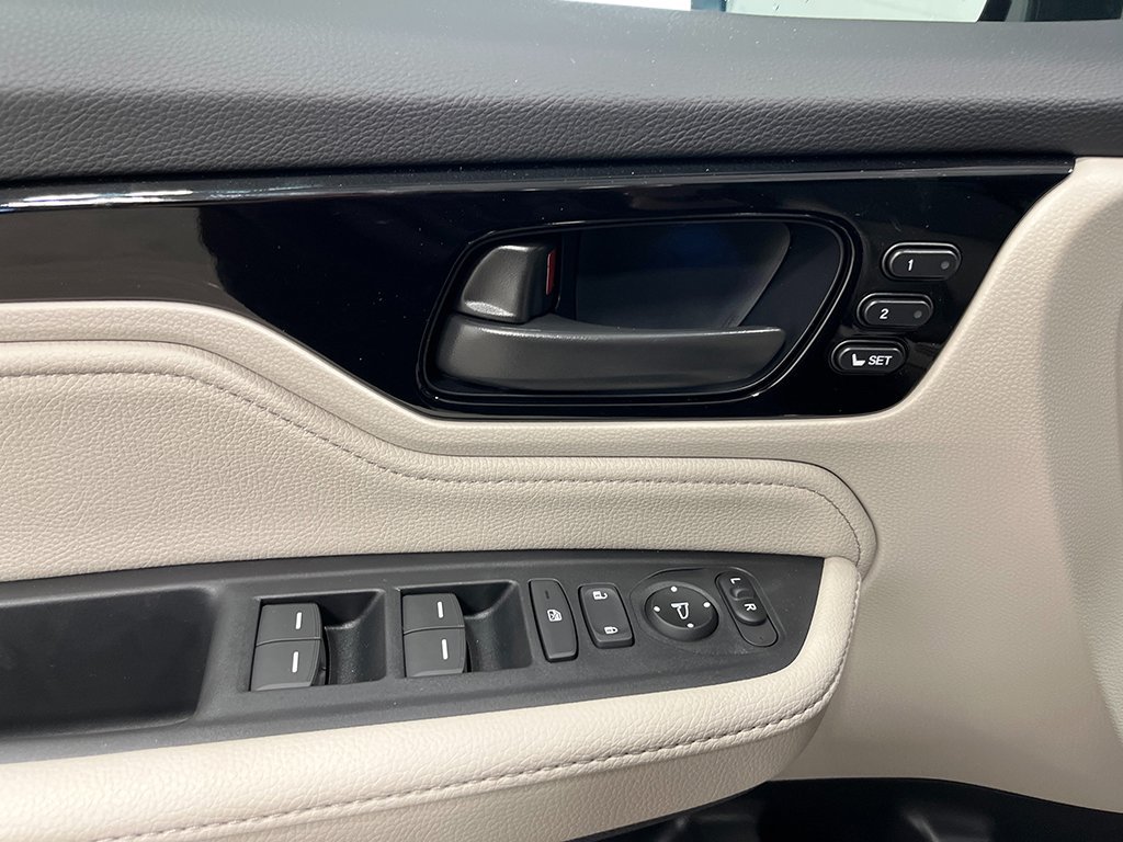 New 2027 Honda Odyssey Touring image 13