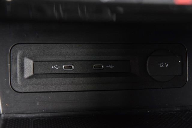 Used 2023 Volkswagen Atlas Cross Sport SE w/ Black Wheel Package image 16