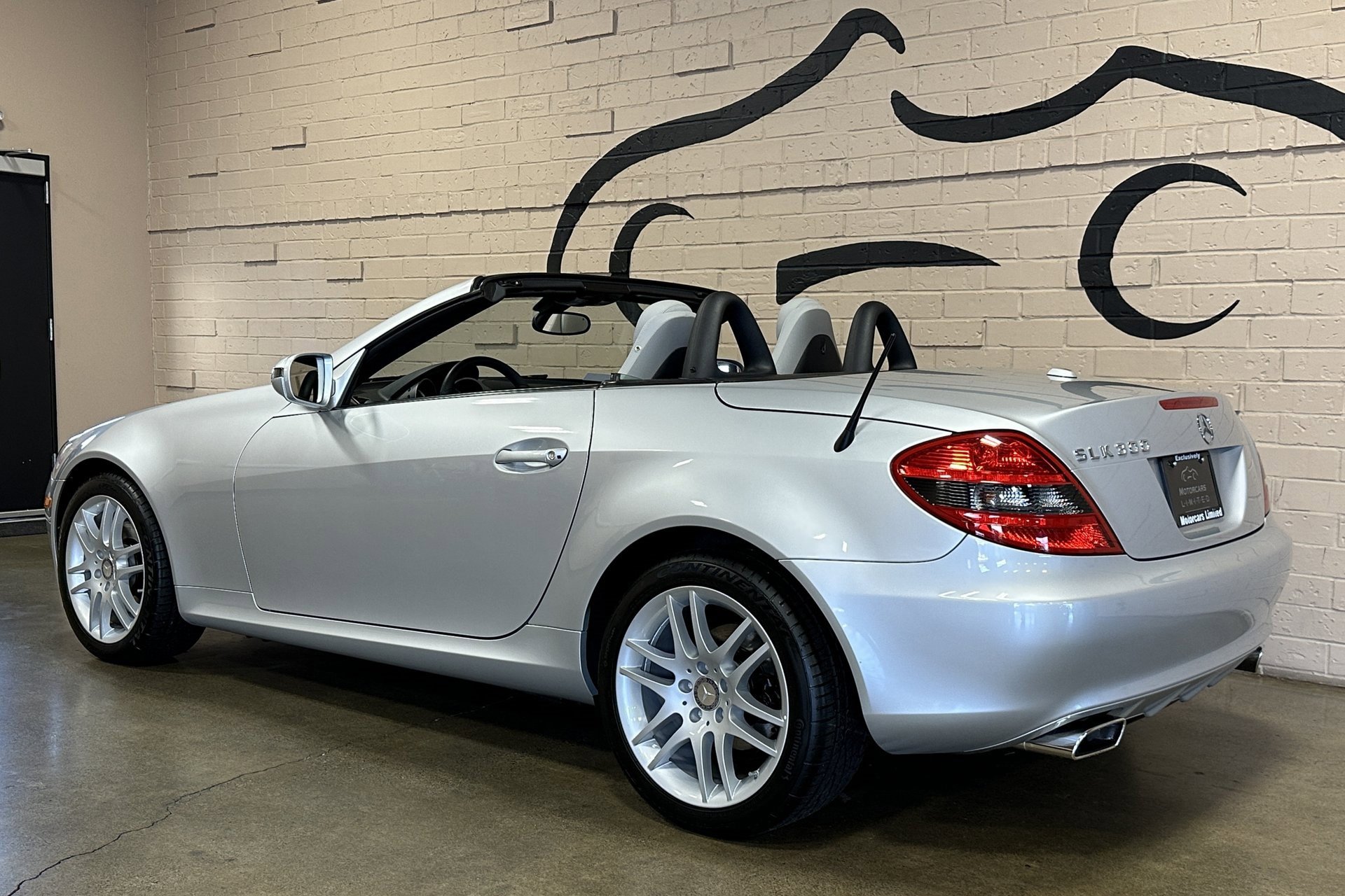 Used 2009 Mercedes-Benz SLK 300 image 10