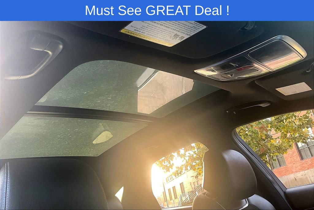 Used 2025 Genesis GV70 3.5T Sport image 22