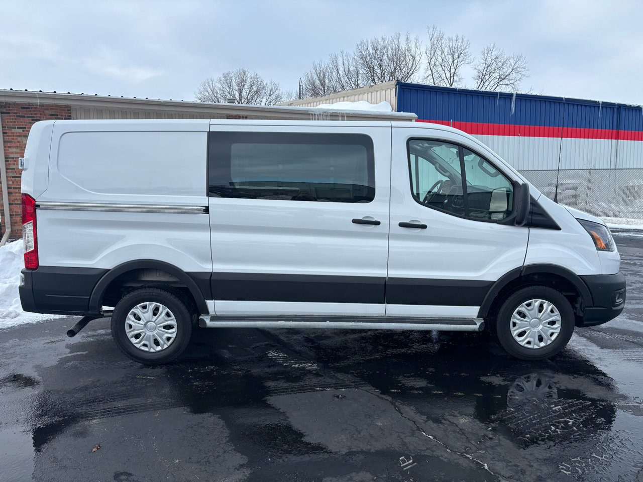 Used 2024 Ford Transit 250 Low Roof w/ Exterior Upgrade Package image 2