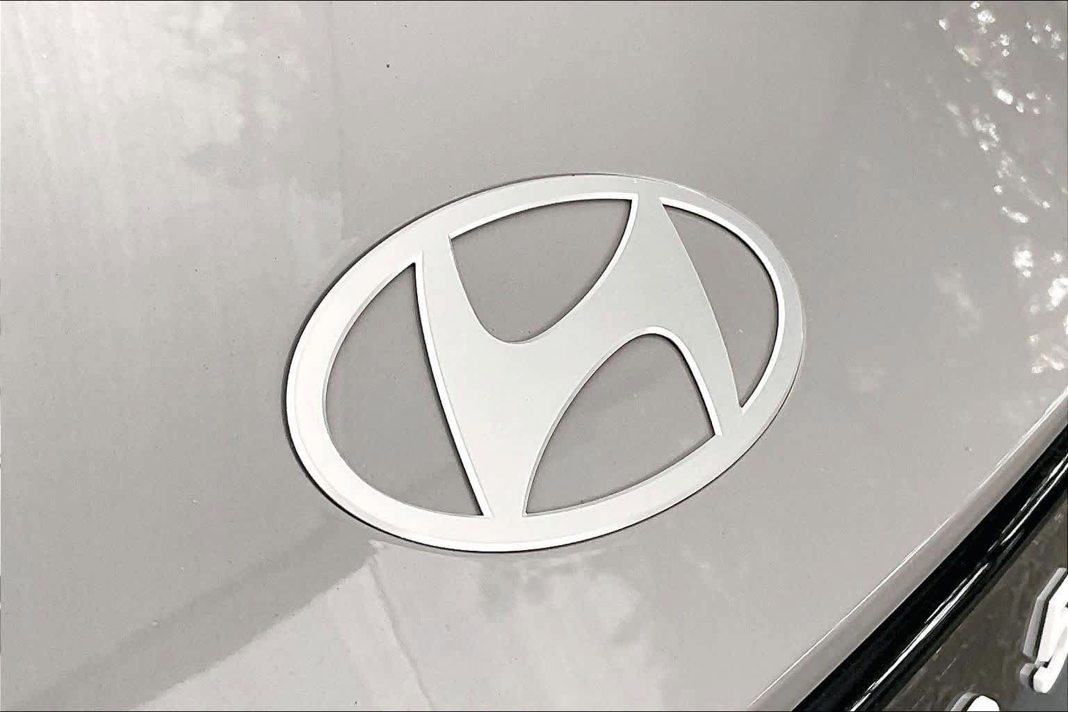 Certified 2026 Hyundai Ioniq 5 SEL RWD image 30