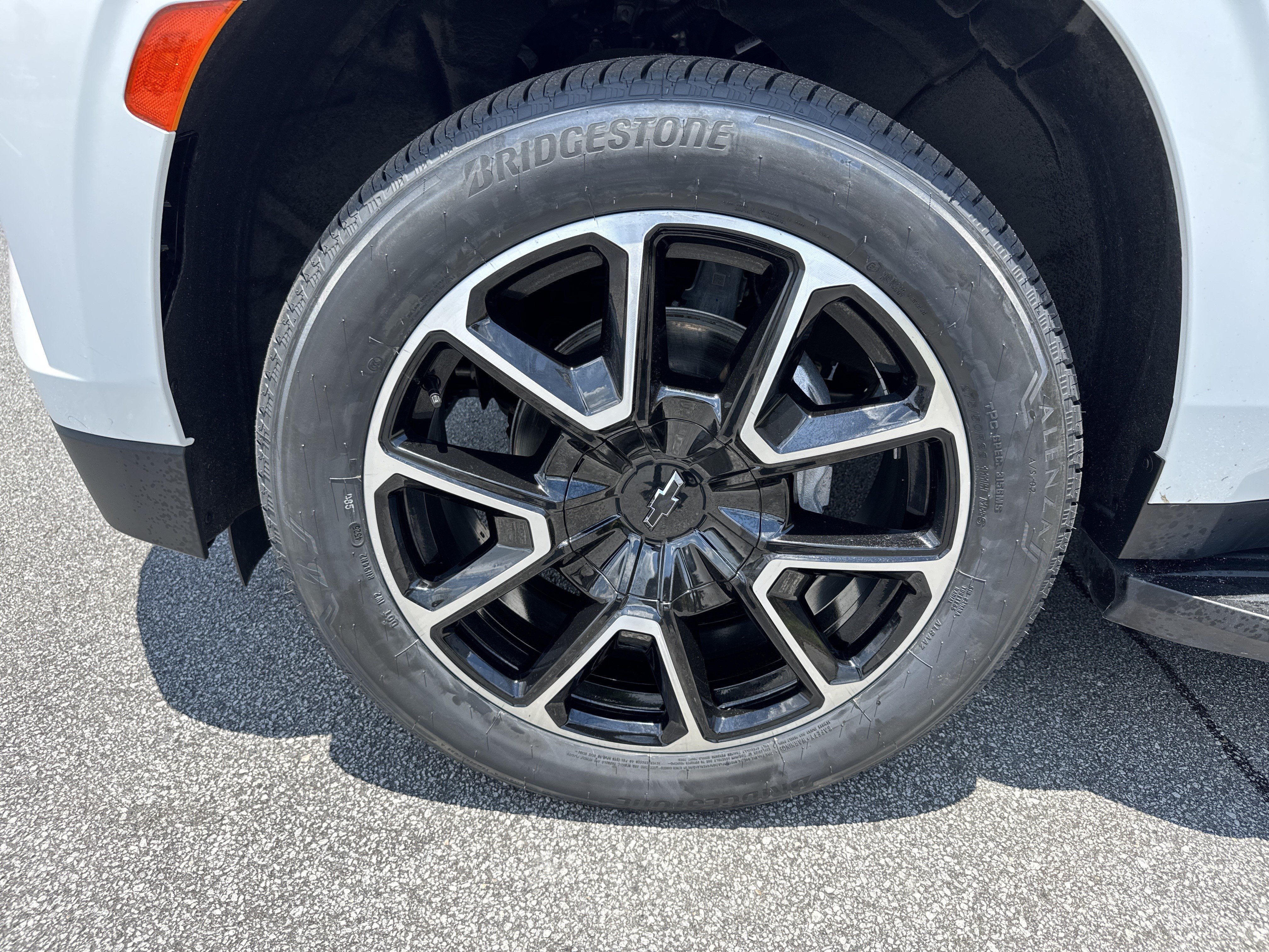 Used 2023 Chevrolet Tahoe RST w/ Luxury Package AWD/4WD image 13