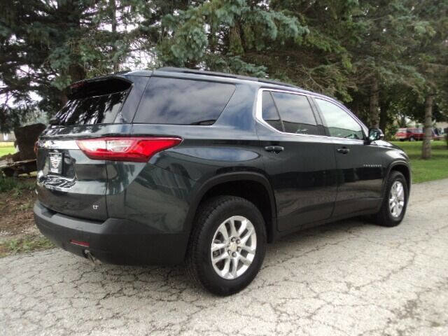 Used 2020 Chevrolet Traverse LT image 3