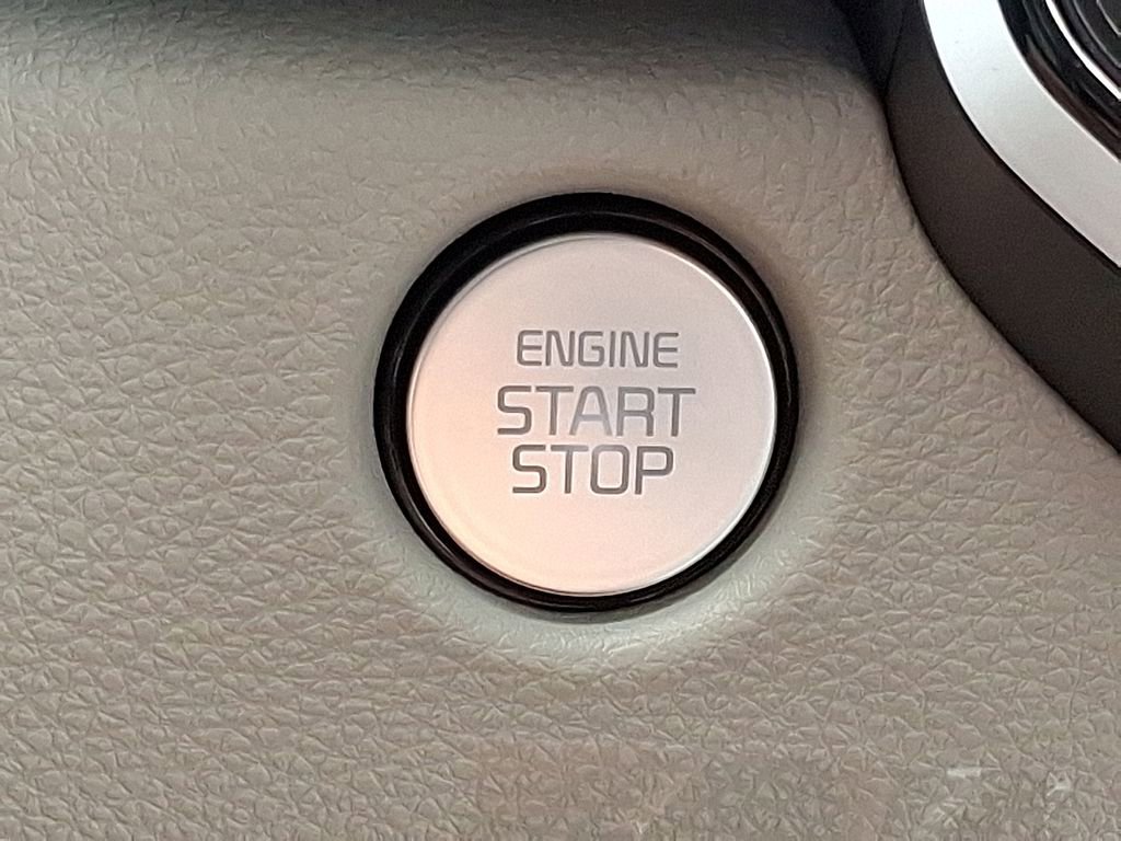 New 2026 Kia Carnival EX image 18