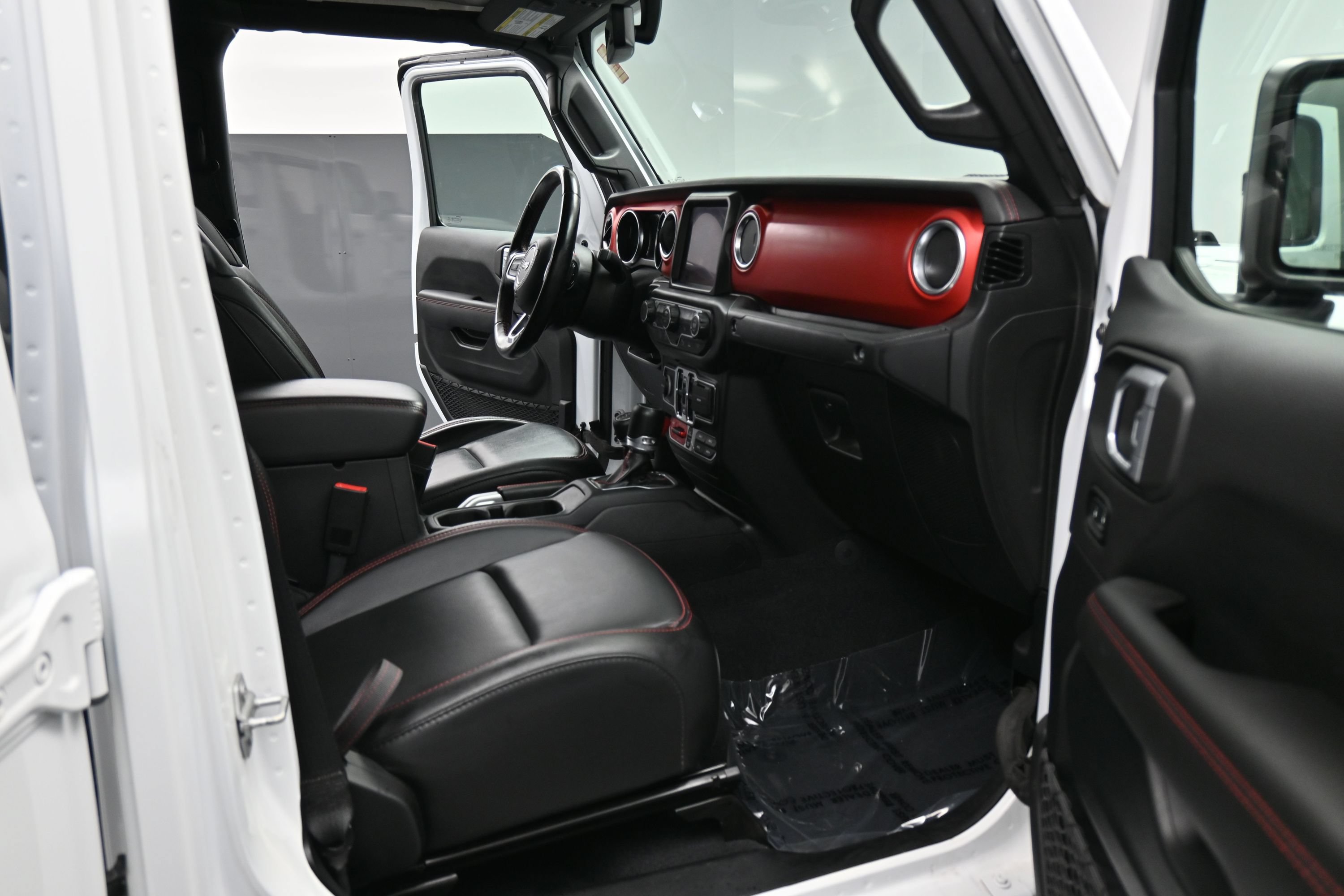 Used 2020 Jeep Gladiator Rubicon AWD/4WD image 19