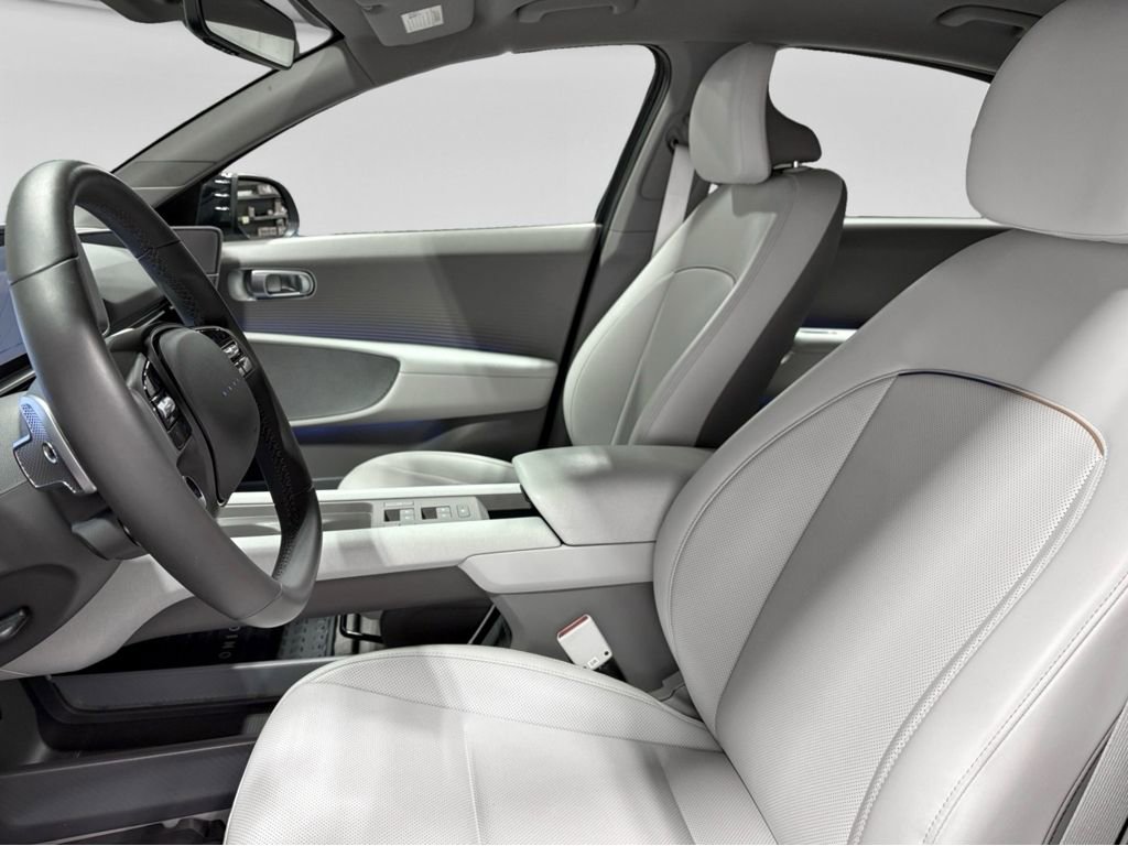 Used 2024 Hyundai Ioniq 6 SEL image 17