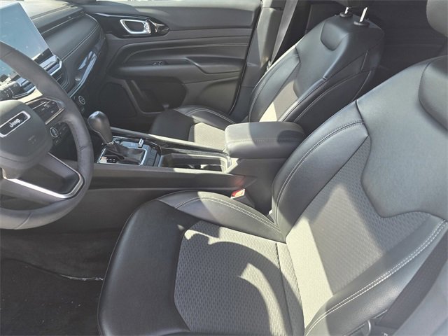 Used 2023 Jeep Compass Altitude image 23