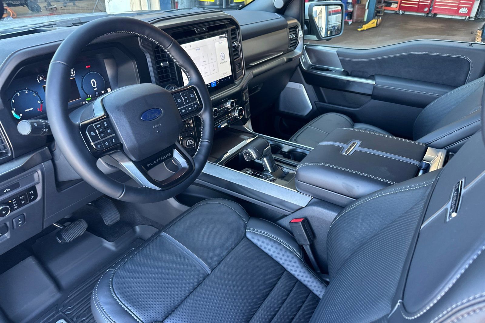 New 2026 Ford F150 Platinum image 9