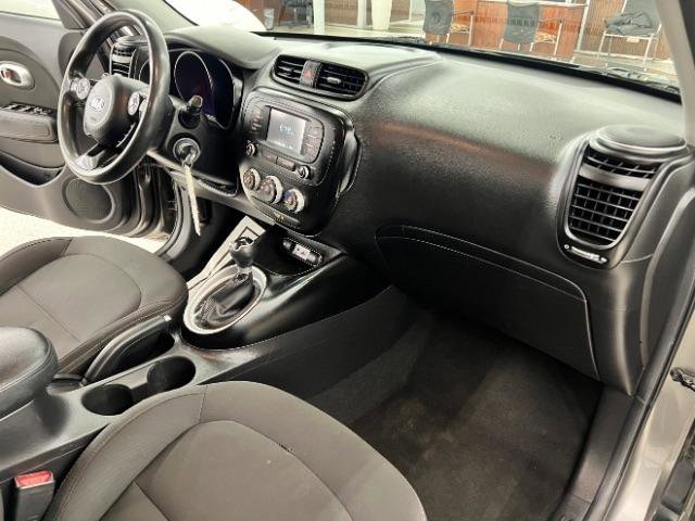 Used 2019 Kia Soul FWD image 9