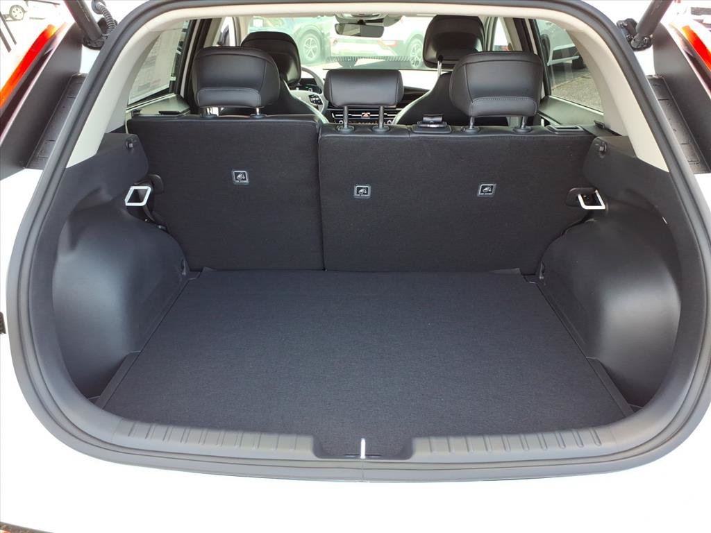 New 2026 Kia Niro FWD image 15