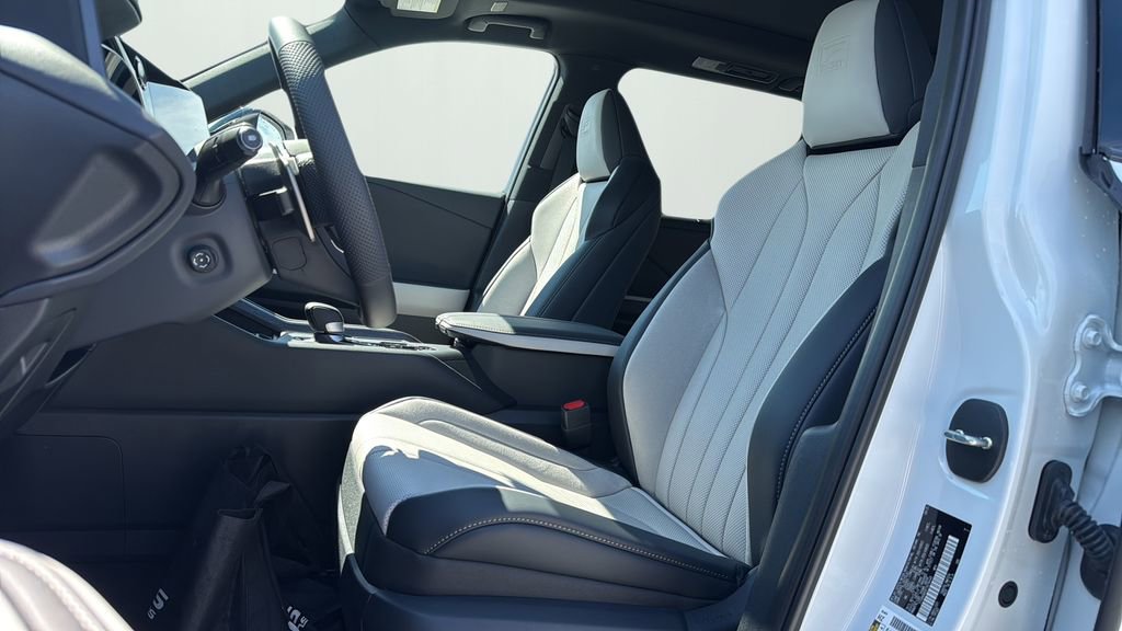 New 2026 Lexus TX 500h AWD image 10