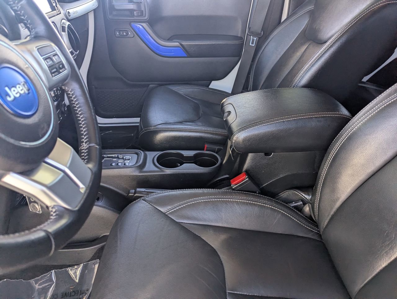 Used 2016 Jeep Wrangler Unlimited Rubicon image 19