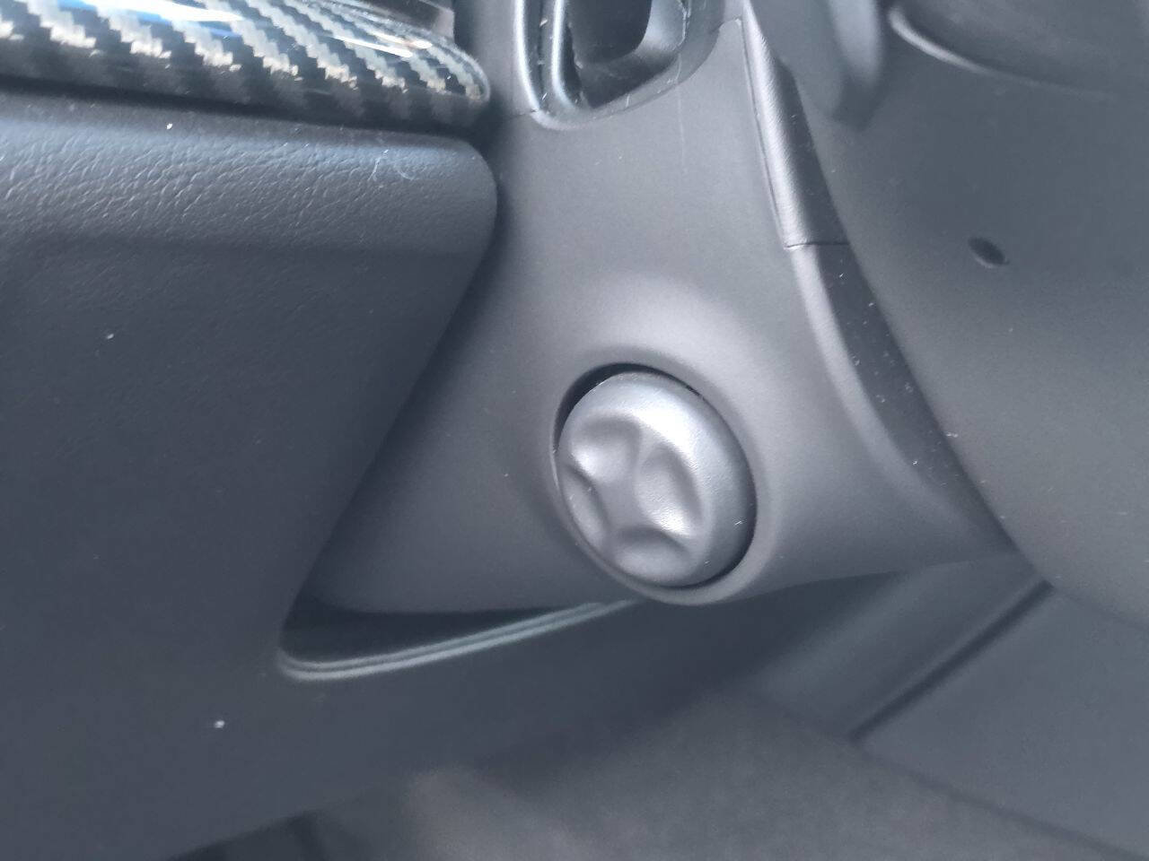 Used 2014 Cadillac ELR w/ Luxury Package image 41