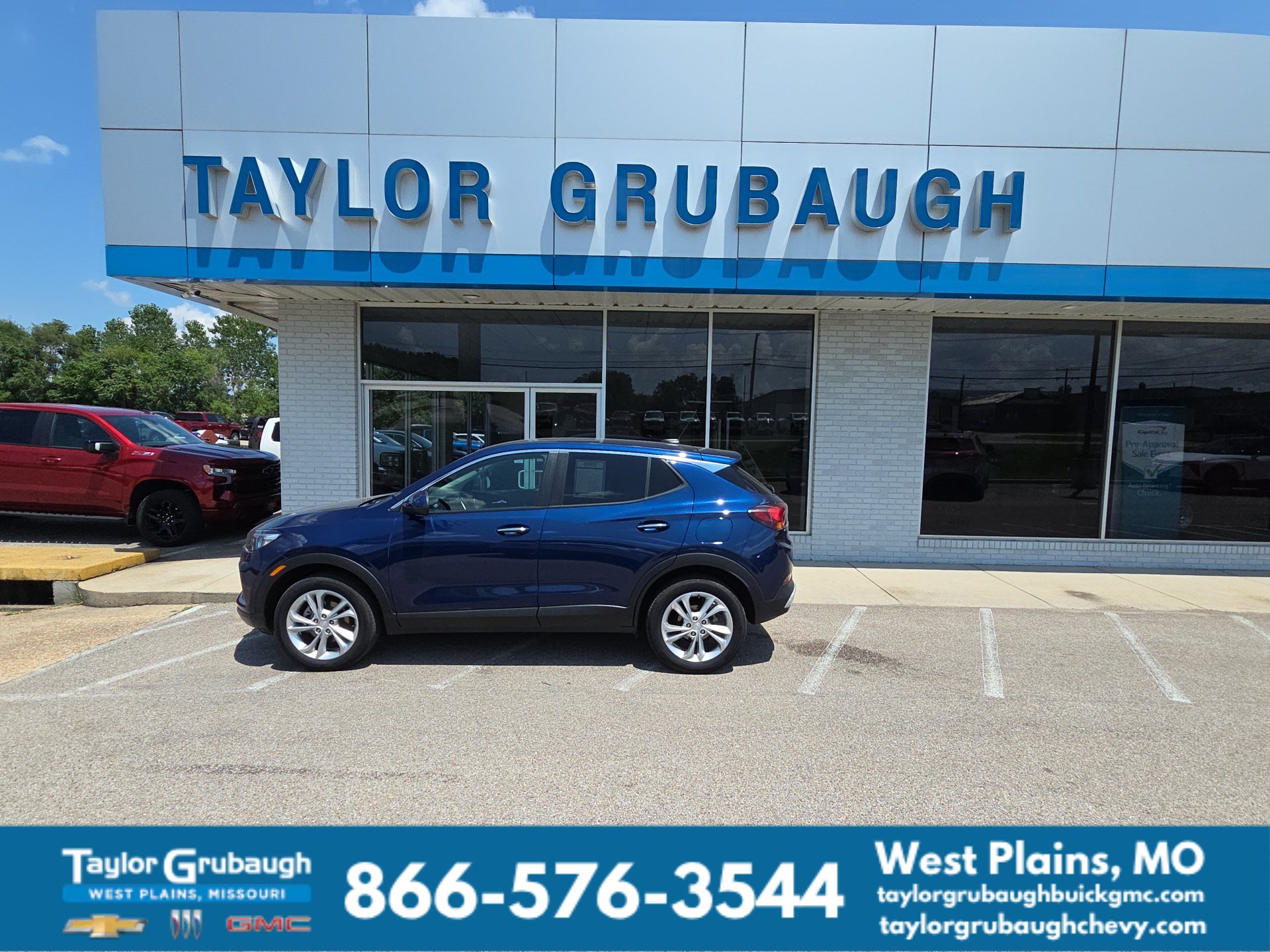 Used 2023 Buick Encore GX Preferred w/ Cold Weather Comfort Package AWD/4WD video 1