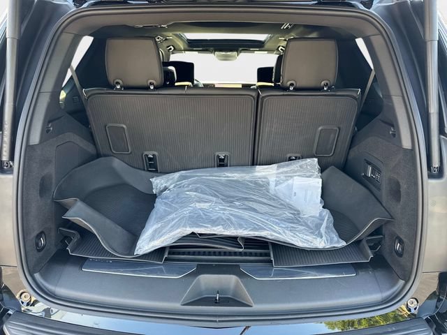New 2026 Cadillac Escalade Sport w/ Touring Package AWD/4WD image 6