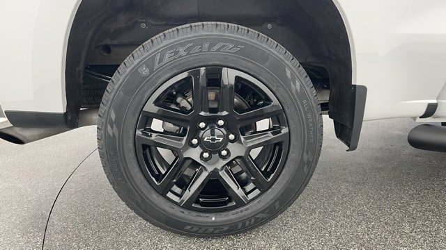 Used 2023 Chevrolet Silverado 1500 Custom image 50