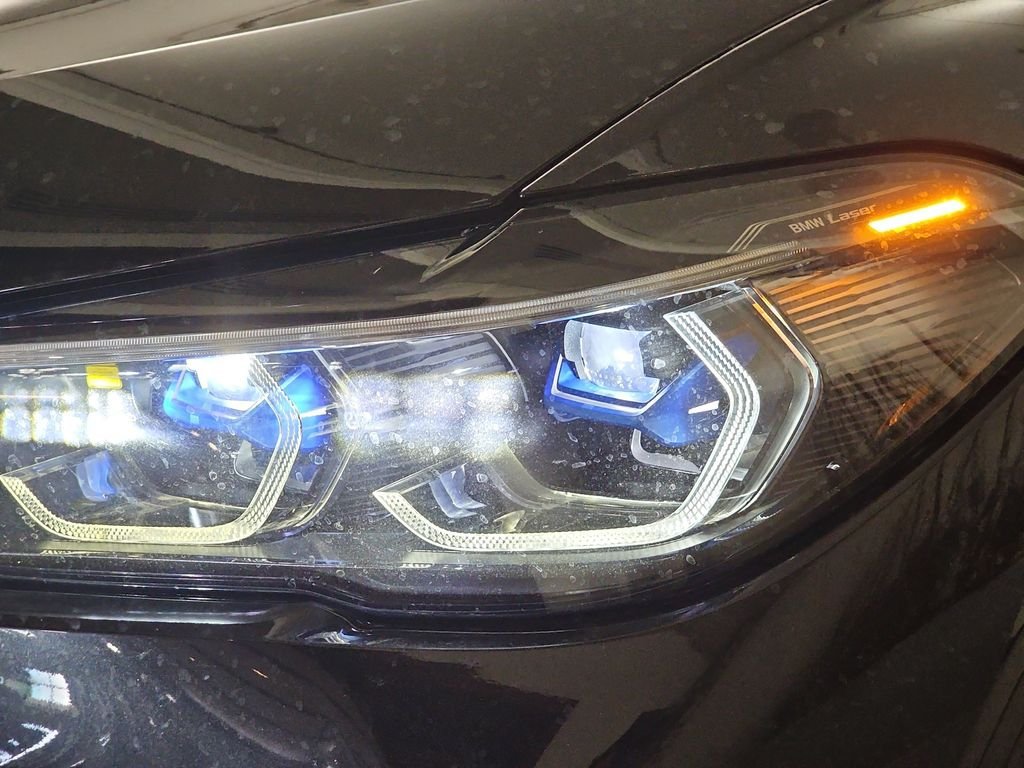Used 2022 BMW X5 M w/ Competition Package AWD/4WD image 33
