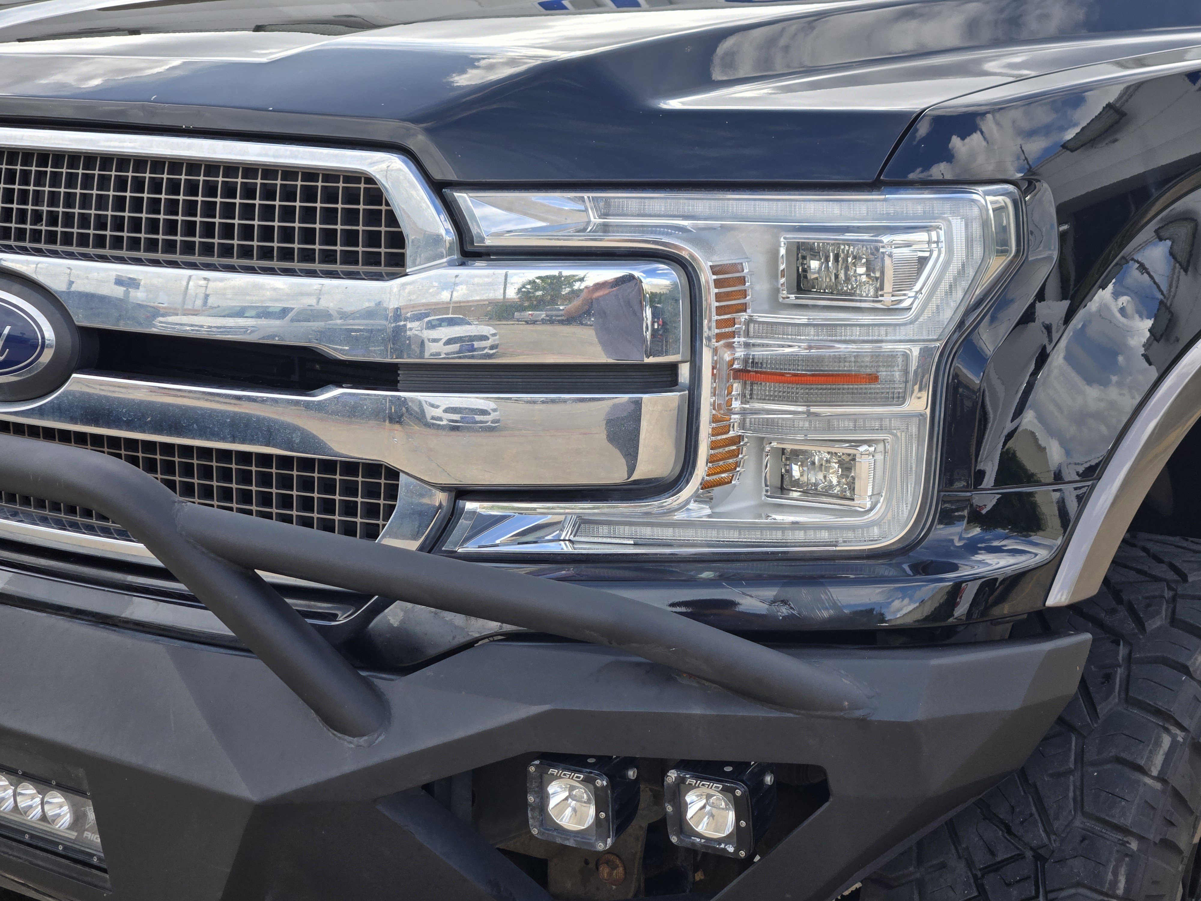 Used 2018 Ford F150 King Ranch w/ Equipment Group 601A Luxury AWD/4WD image 6