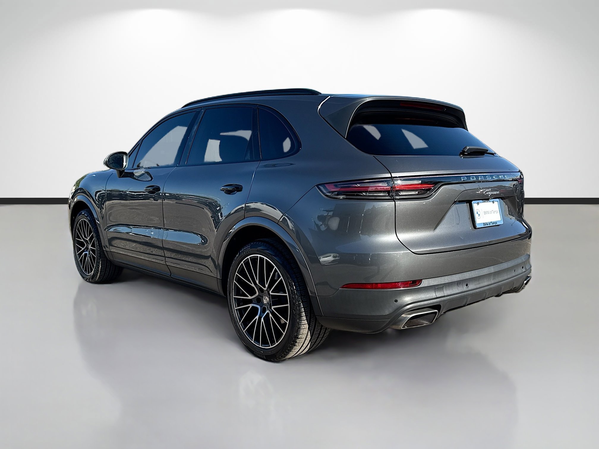 Used 2019 Porsche Cayenne AWD/4WD image 5