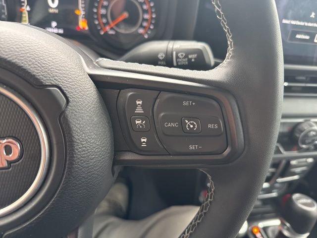 Certified 2025 Jeep Gladiator Mojave w/ Safety Group image 15