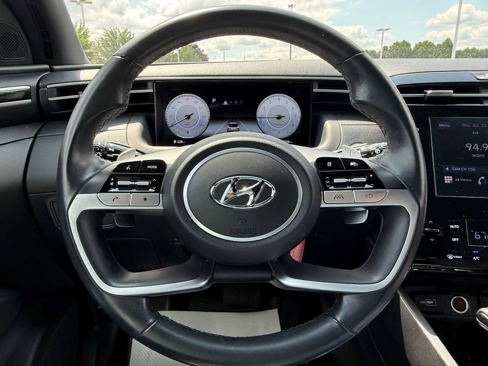Used 2022 Hyundai Santa Cruz SEL Premium AWD/4WD image 23