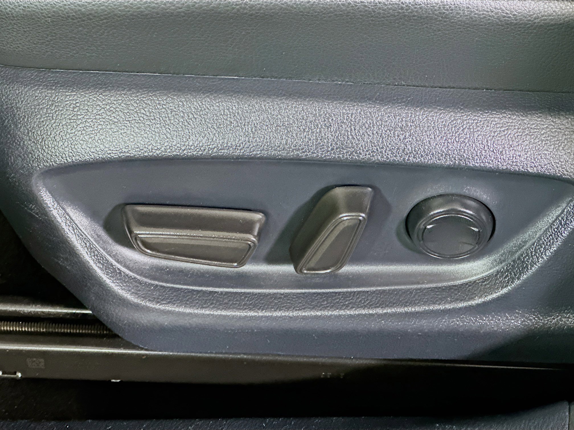 Used 2024 Toyota Camry SE image 13