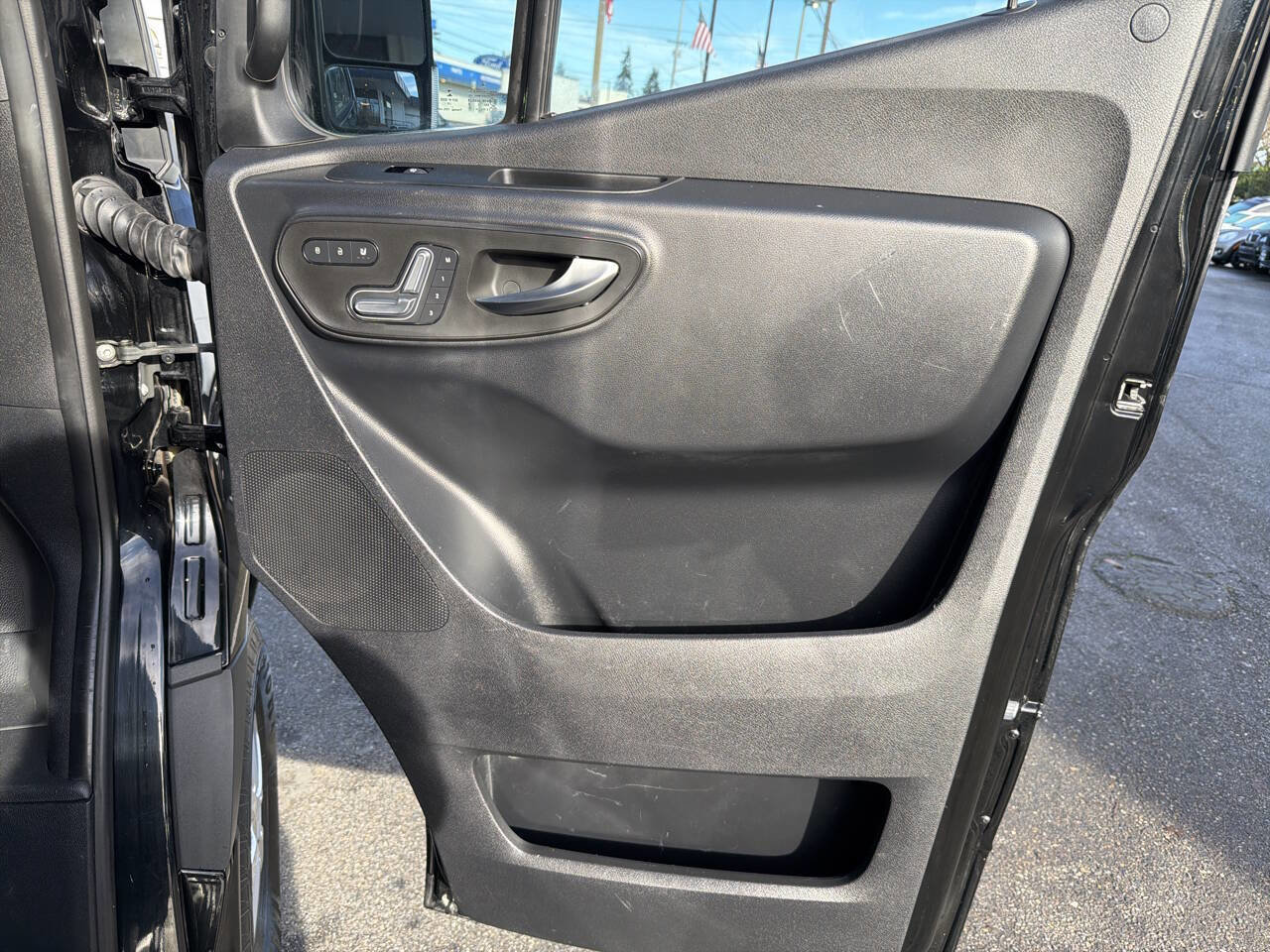 Used 2020 Mercedes-Benz Sprinter 2500 image 20