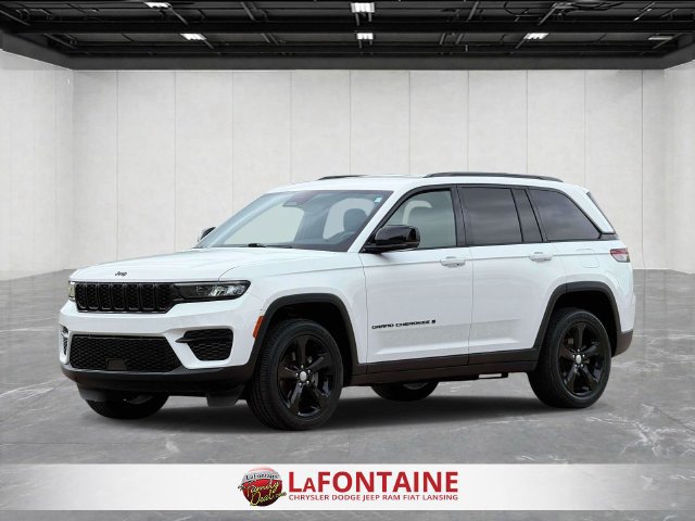 Used 2023 Jeep Grand Cherokee Altitude