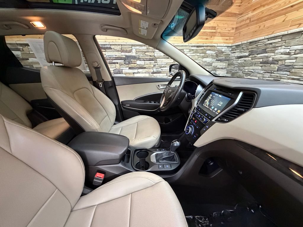 Used 2017 Hyundai Santa Fe Sport AWD/4WD image 14