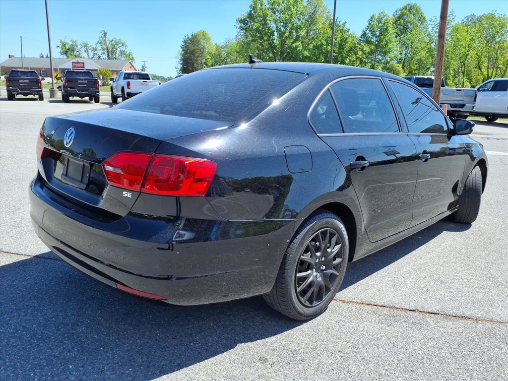 Used 2014 Volkswagen Jetta SE FWD image 4
