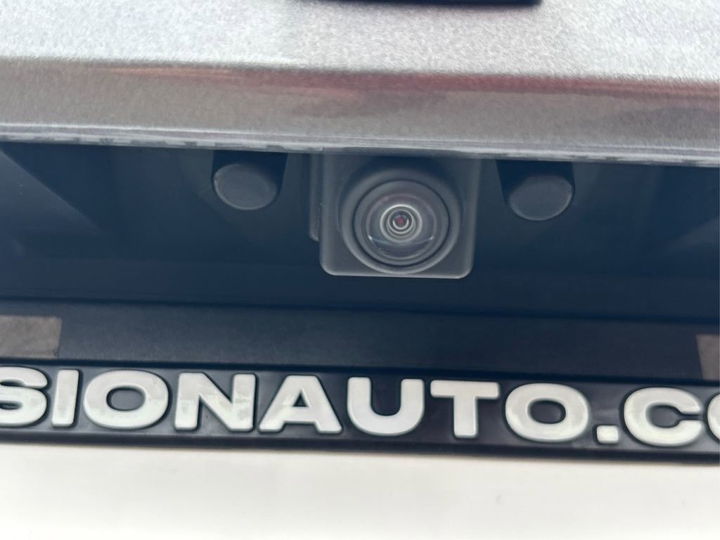 Used 2023 Nissan Rogue SV AWD/4WD image 15