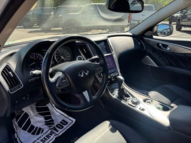 Used 2017 INFINITI Q50 3.0t Premium RWD image 26