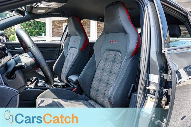 Used 2023 Volkswagen GTI 40th Anniversary Edition FWD image 22