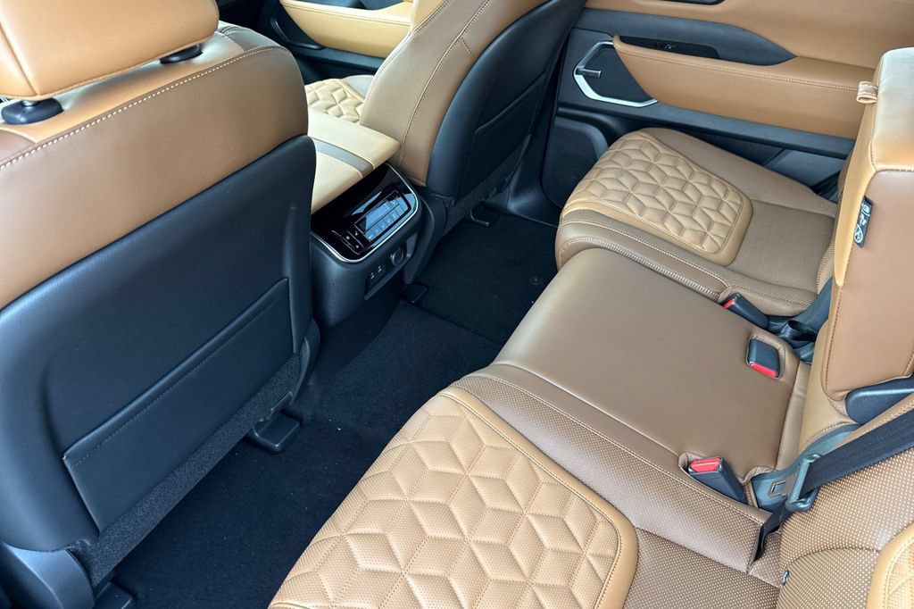 New 2026 Nissan Armada Platinum Reserve AWD/4WD image 12
