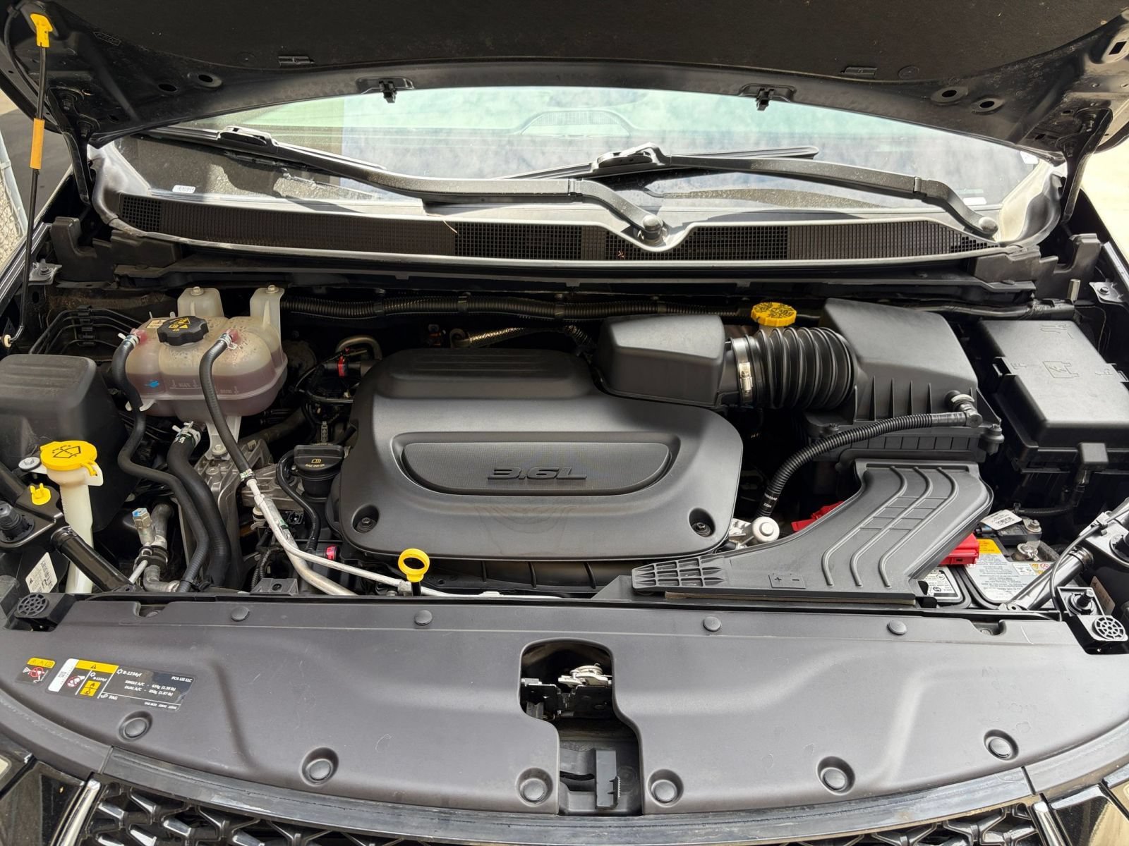 Used 2025 Chrysler Pacifica Select FWD image 30