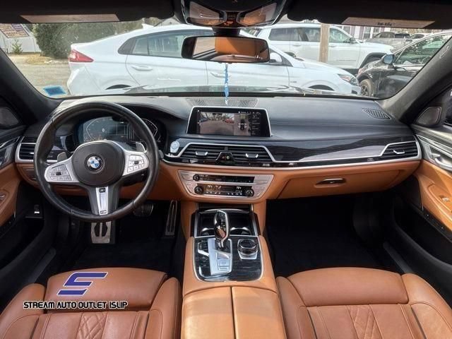 Used 2022 BMW 750i xDrive w/ Executive Package AWD/4WD image 26