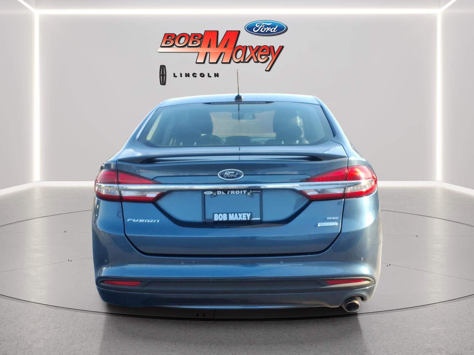 Certified 2018 Ford Fusion SE w/ Equipment Group 201A image 5