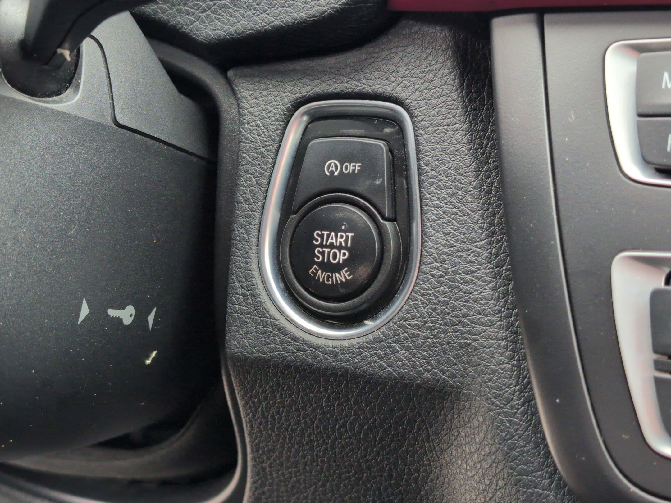 Used 2013 BMW 335i xDrive Sedan AWD/4WD image 18