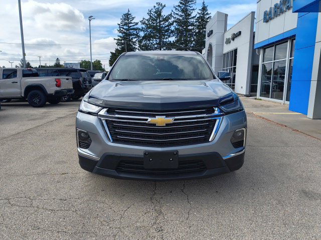 Used 2024 Chevrolet Traverse LT AWD/4WD image 3