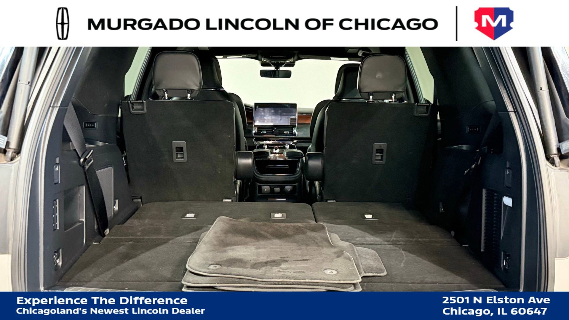 Used 2023 Lincoln Navigator Reserve image 38