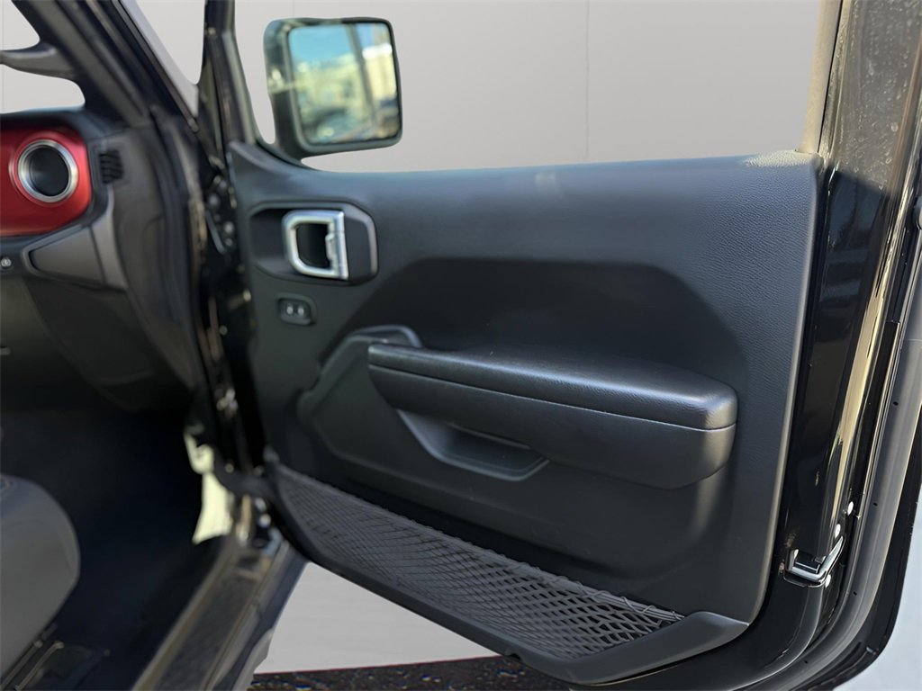 Used 2021 Jeep Gladiator Rubicon w/ Dual Top Group image 36