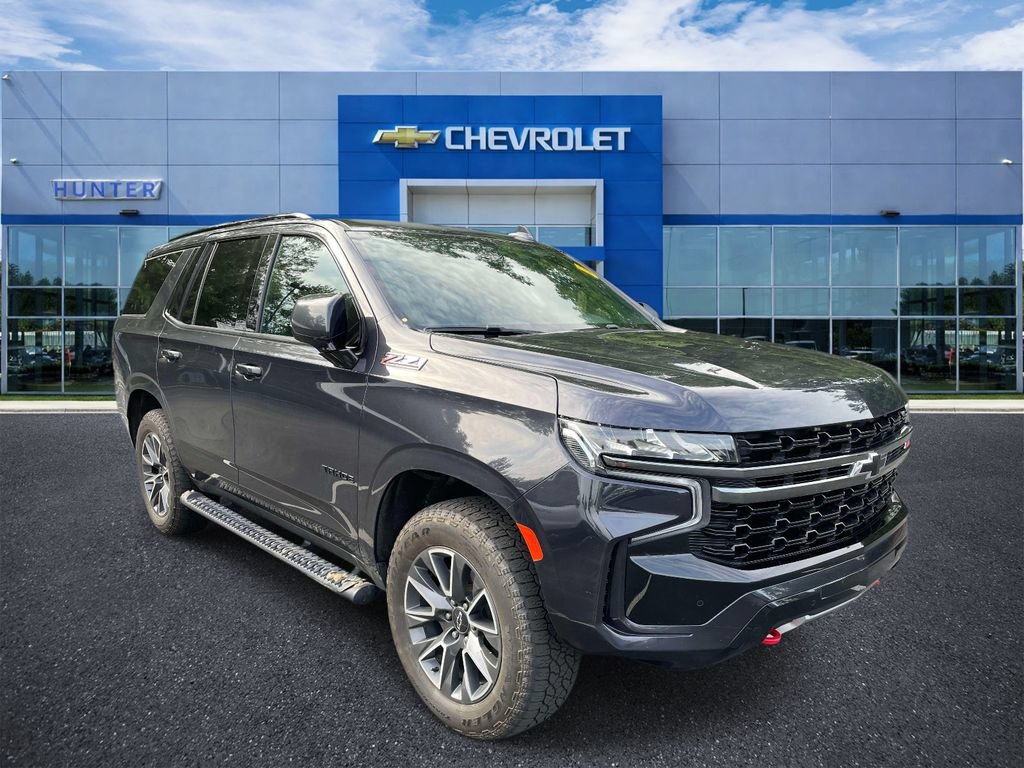 Used 2022 Chevrolet Tahoe Z71 w/ Luxury Package AWD/4WD image 1
