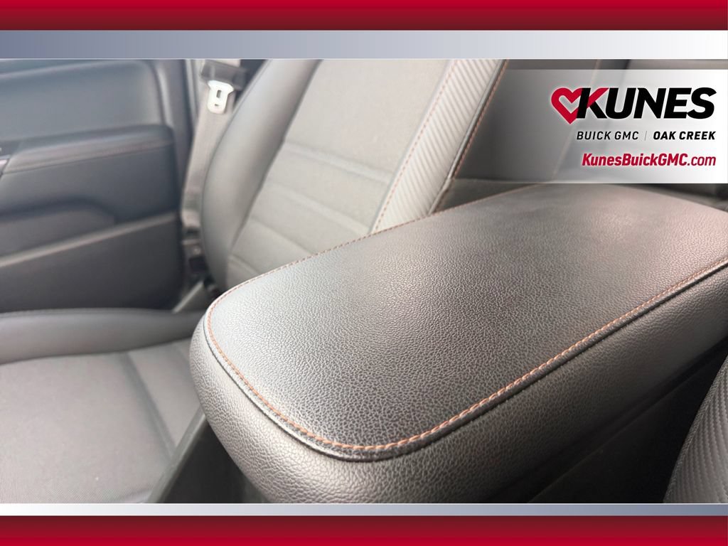 Used 2022 GMC Canyon AT4 AWD/4WD image 30